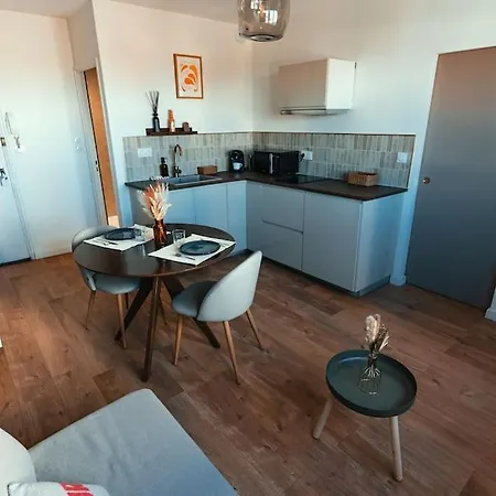 Cocon Clermontois - Moderne Et Cosy * Clermont-Ferrand